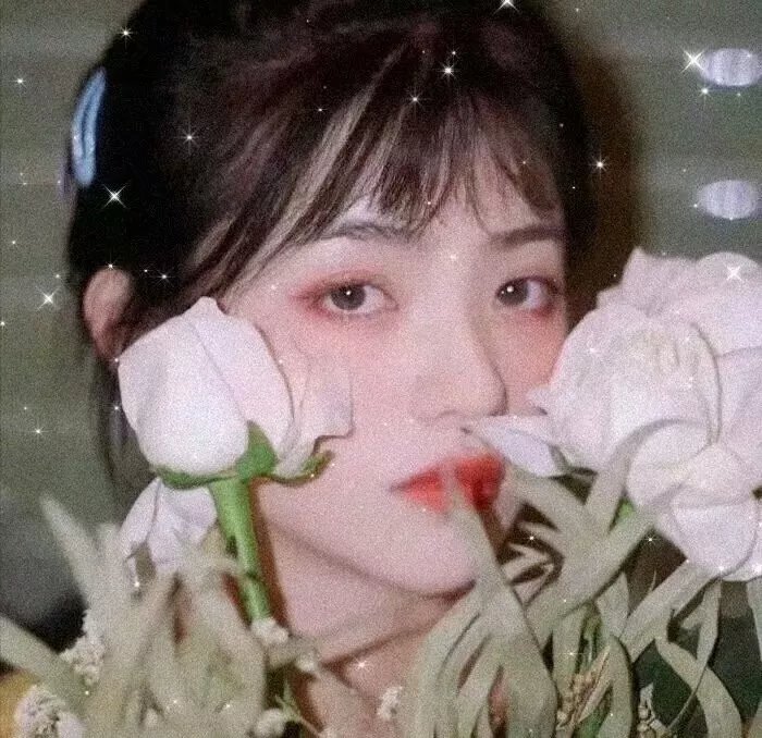 女孩不微笑